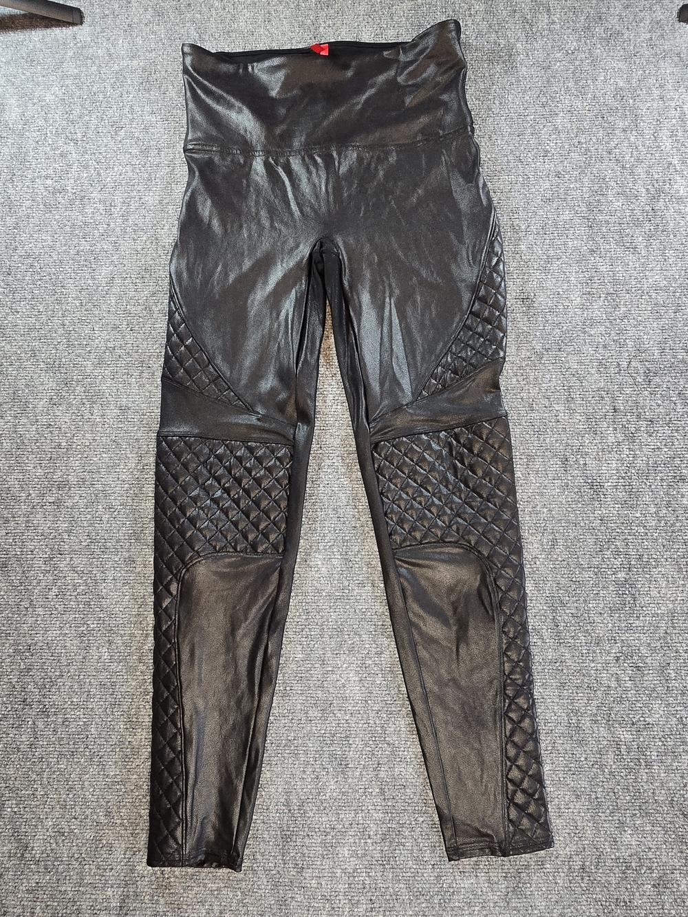 SPANX Faux Leather Leggings Womens Large Black Quilted High Rise Stretch Pants